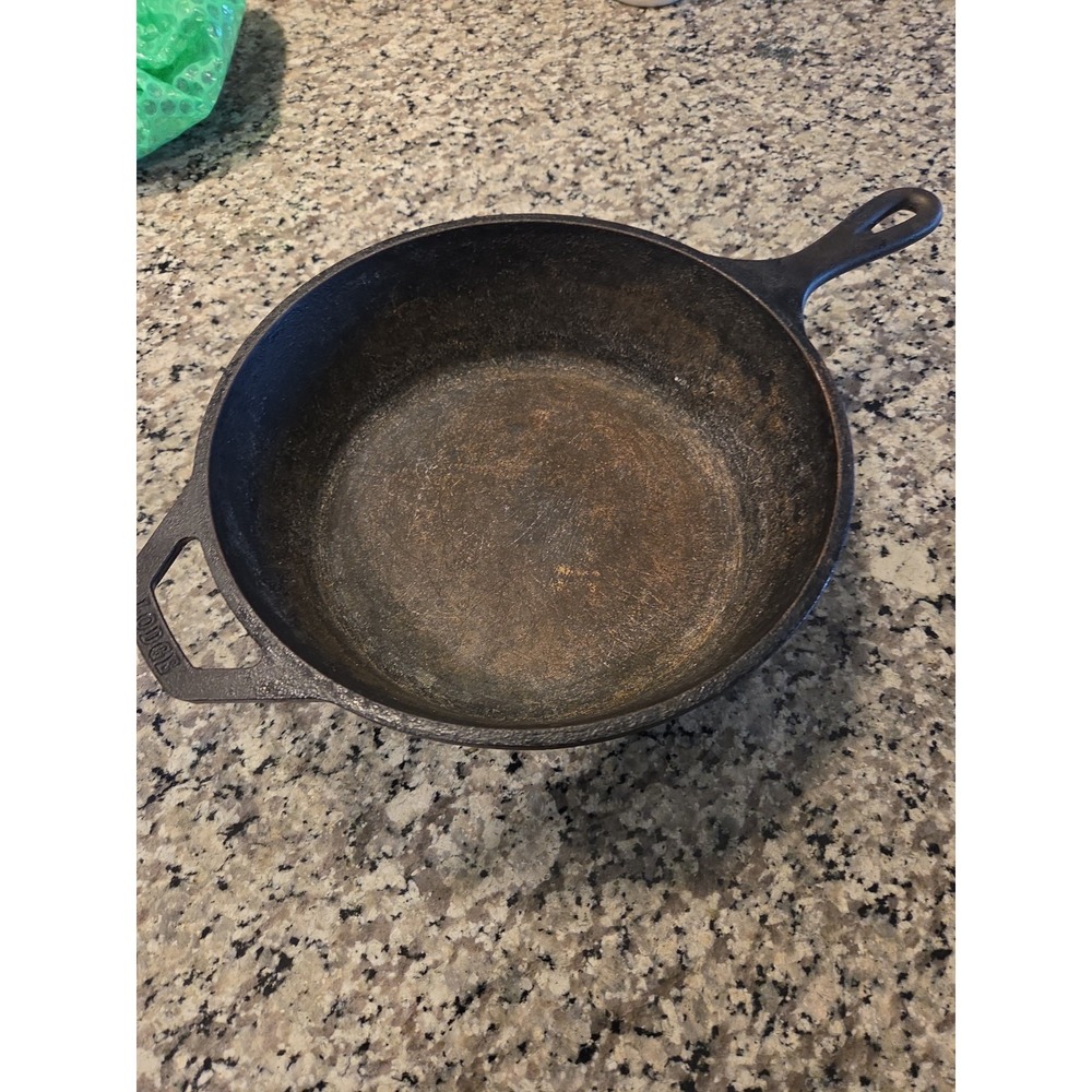Lodge 1, 8 CF 10 1/4"Cast Iron Deep Sided Skillet Chicken Fryer 3" Deep USA